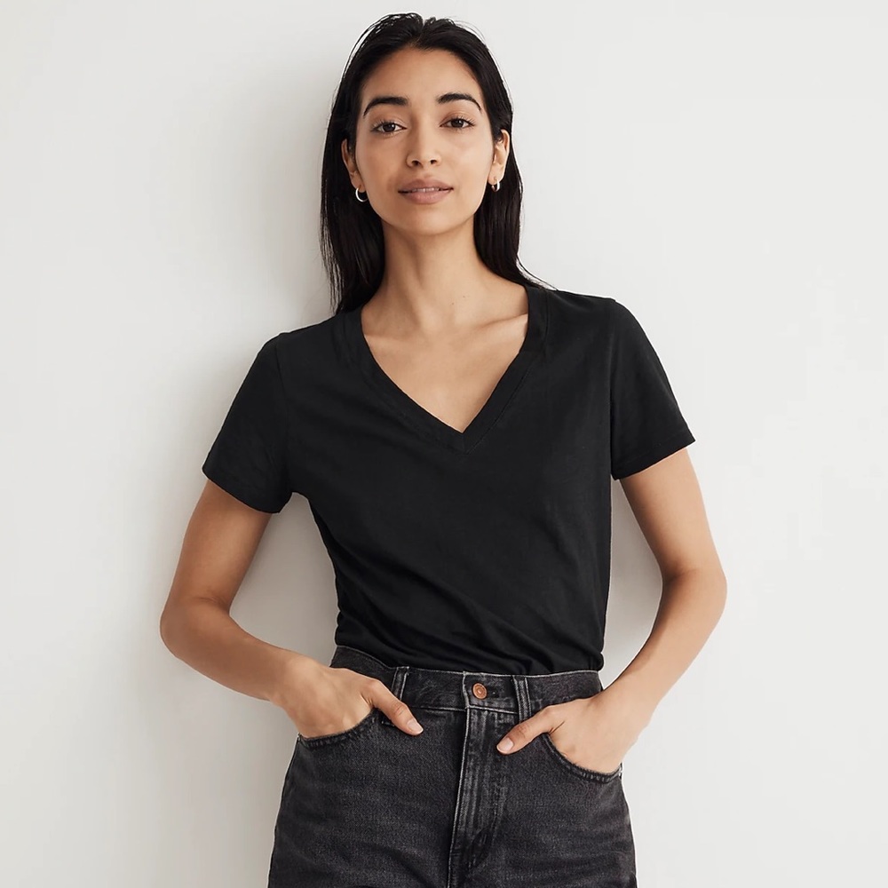 MADEWELL BLACK V NECK T SHIRT